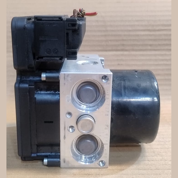 HYDRO BRAKING PUMP BMW F20 F21 F30 F31 ABS DSC UNIT 6857323 - 6857324