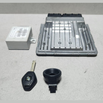 2007-2008 BMW X3 Engine Control Module 7567609 MSV80 ECU SET 