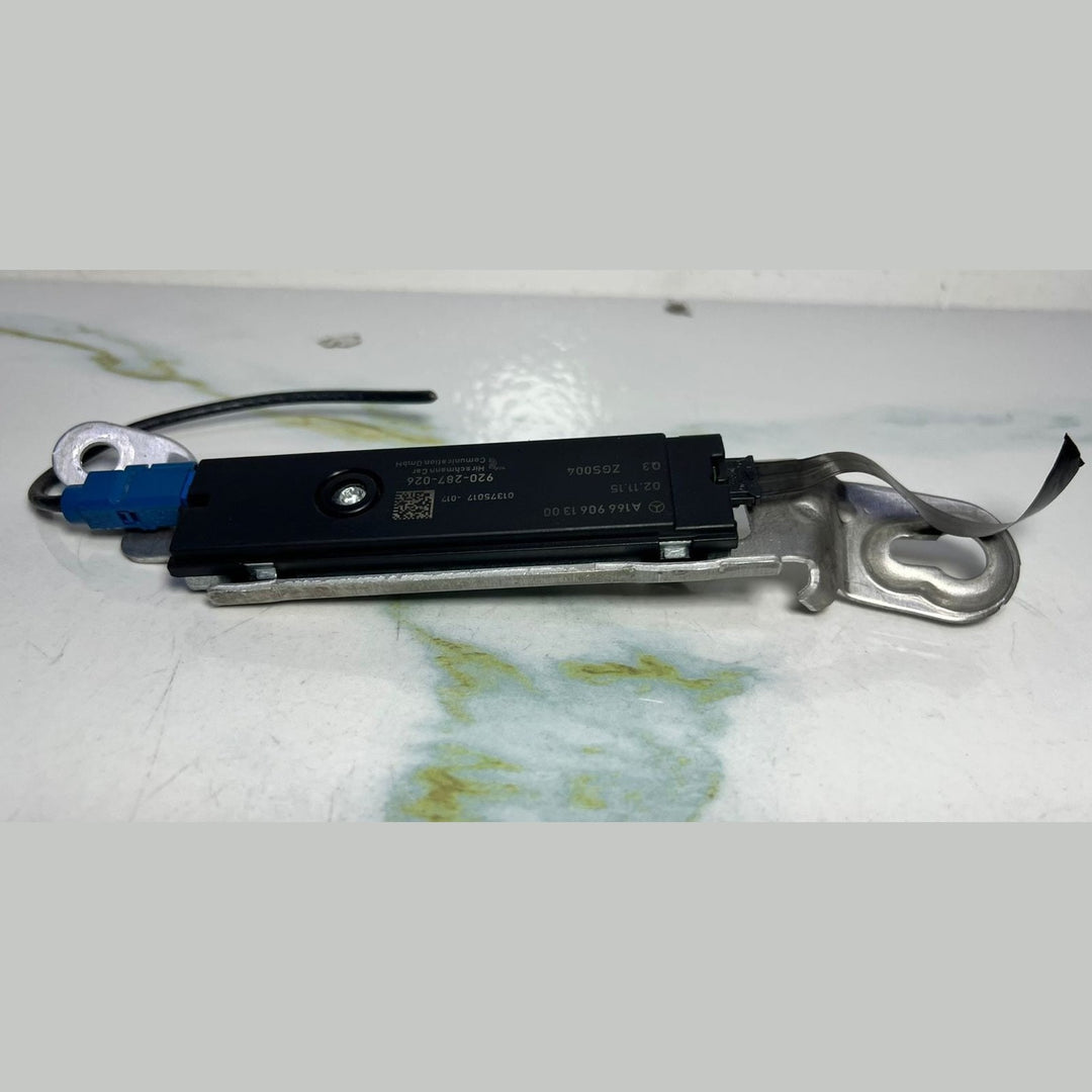 2014 Mercedes S550 Antenna Amplifier A1669061300 A-Class W176 and S-Class W222