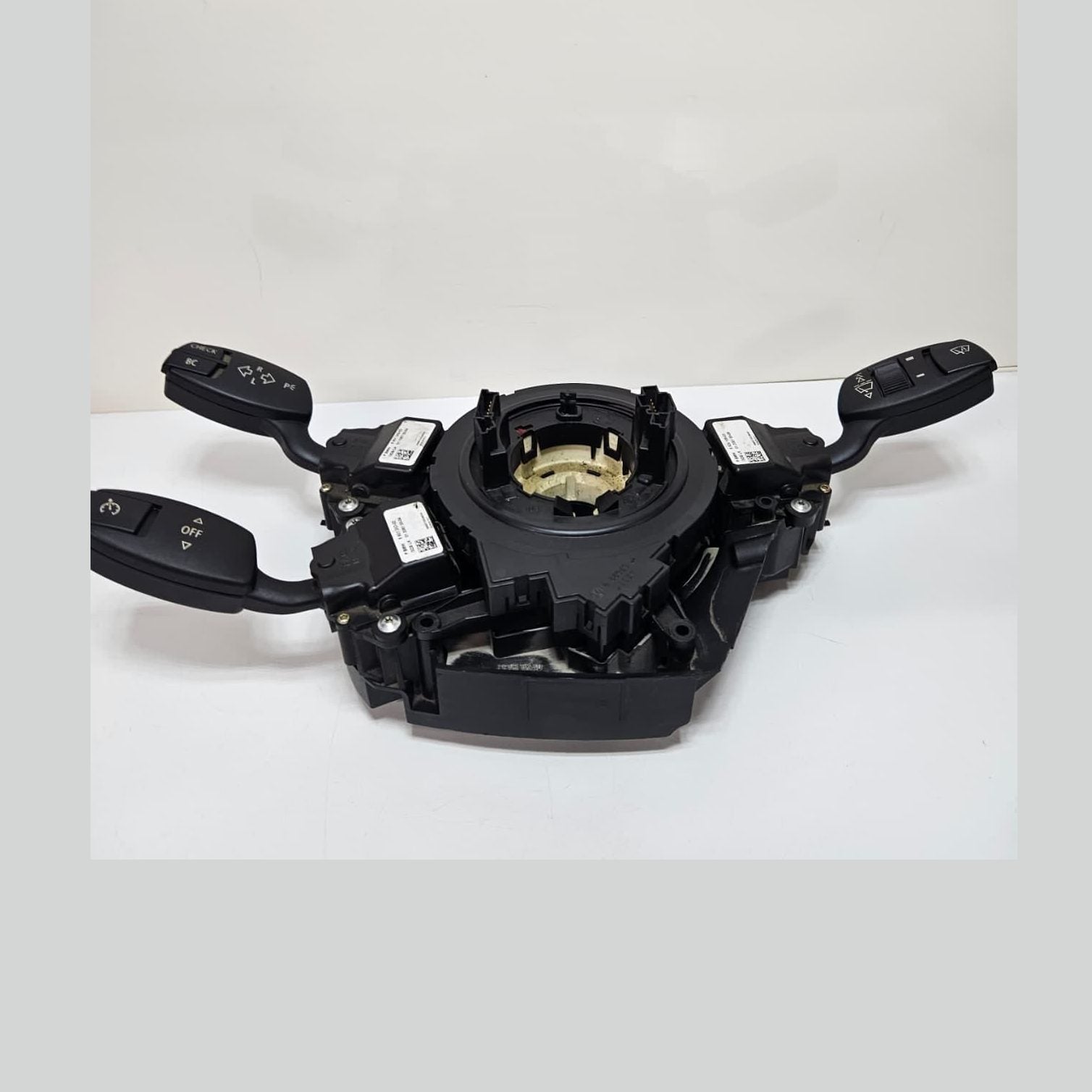 OEM BMW E60, E61, E63, E64 Steering Column Switch Unit 9115165