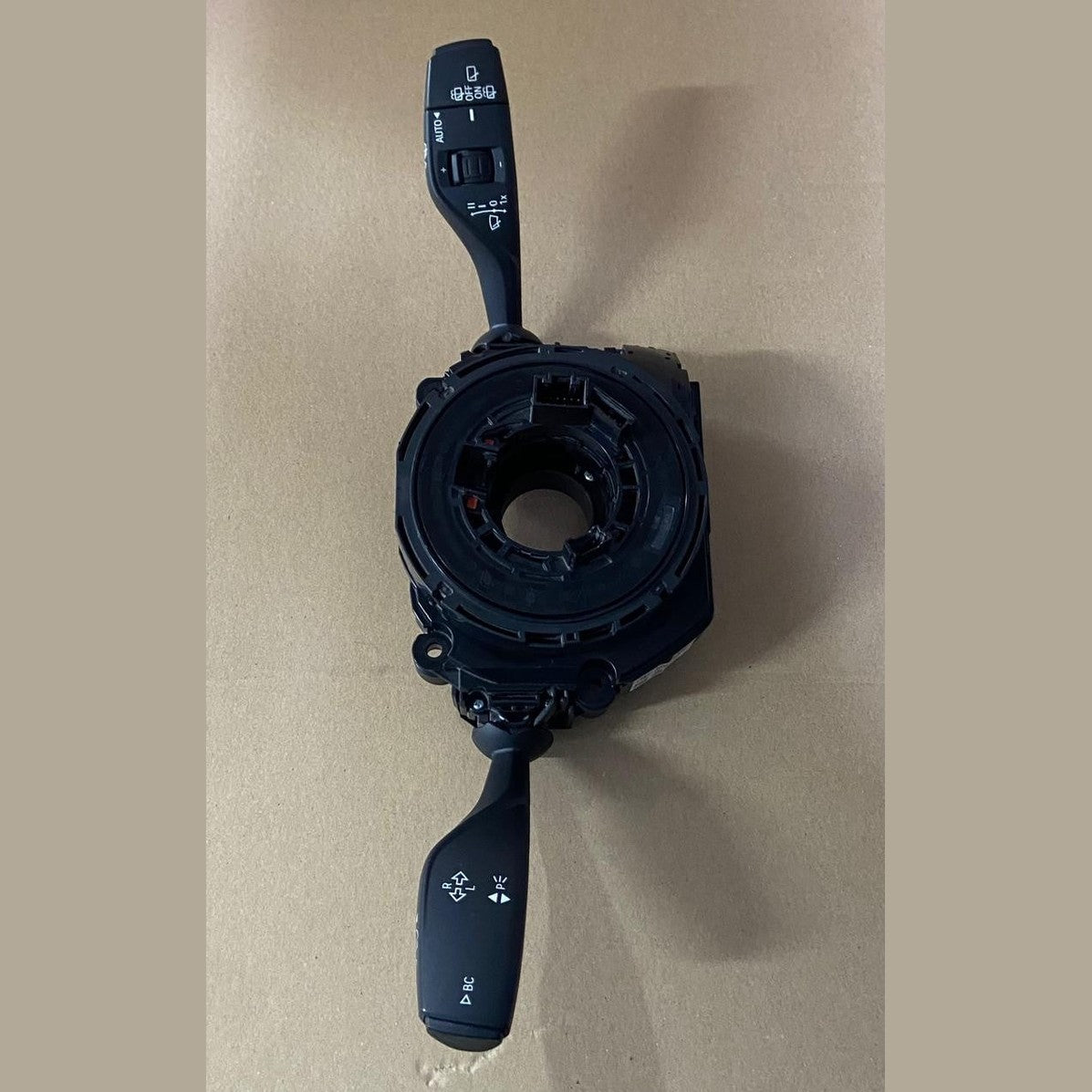 OEM BMW X5 F15 Turn Indicator Wiper Stalk Switch 9368599