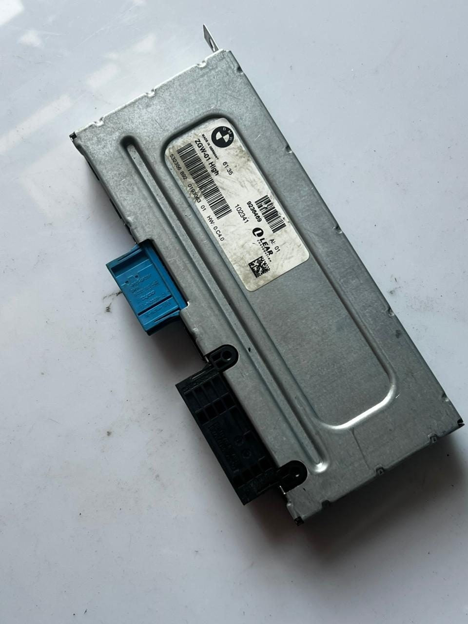 2011 BMW 550i Central Gateway Module 9236469 F07 GT, F01, F02, and F10 