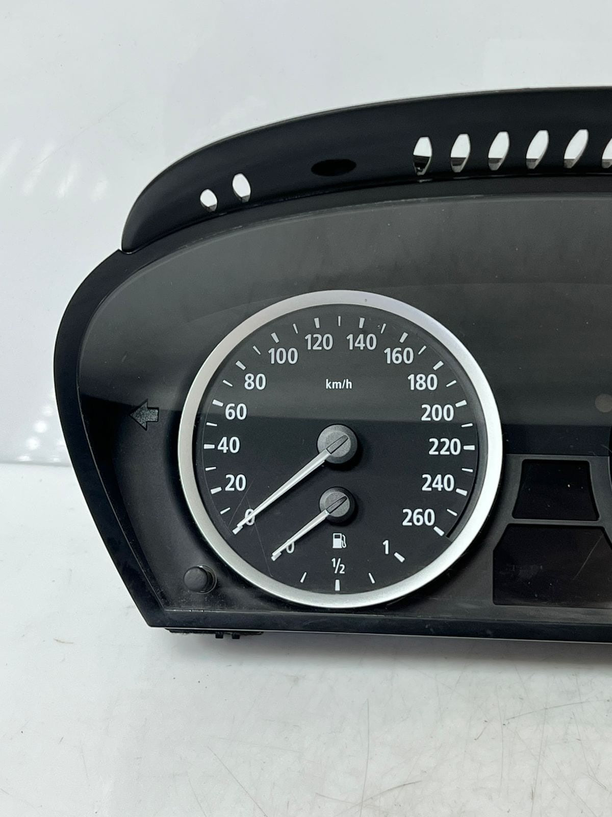 2005 BMW 525i 5 Series E60 E61 520I SPEEDOMETER Instrument Cluster 6958592 OEM