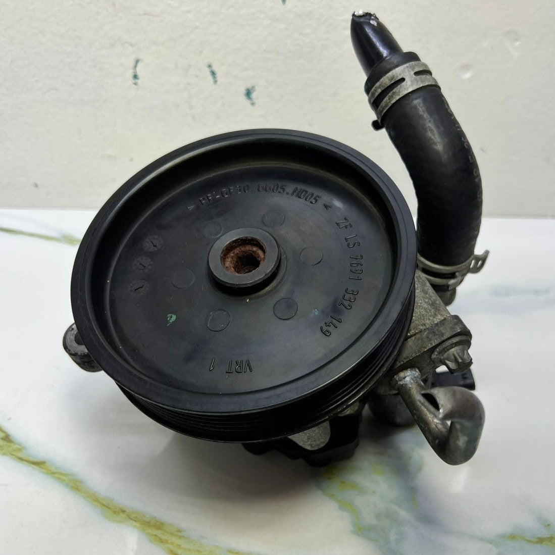 Mercedes-Benz W906 Sprinter Power Steering Hydraulic Pump A006 4667601