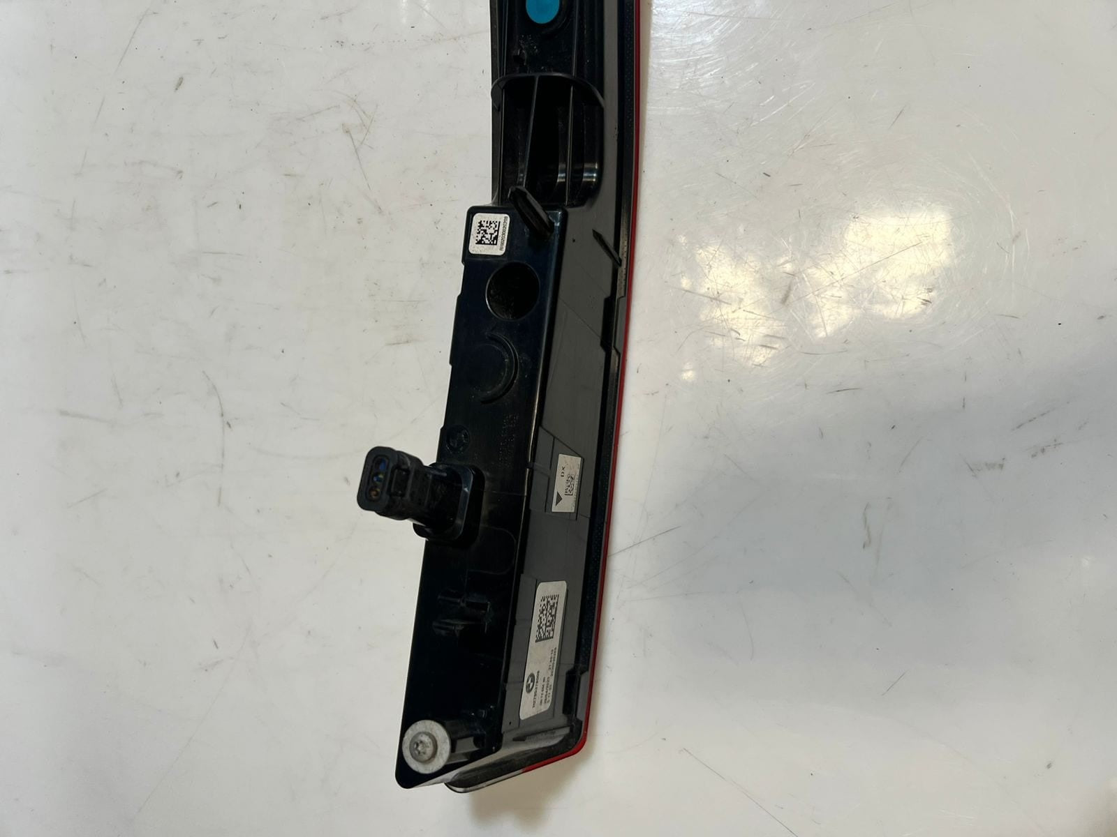 2025 BMW xDrive40 xDrive50 Rear RED TAIL Light Led Bumper BRACKET 7953780 OEM