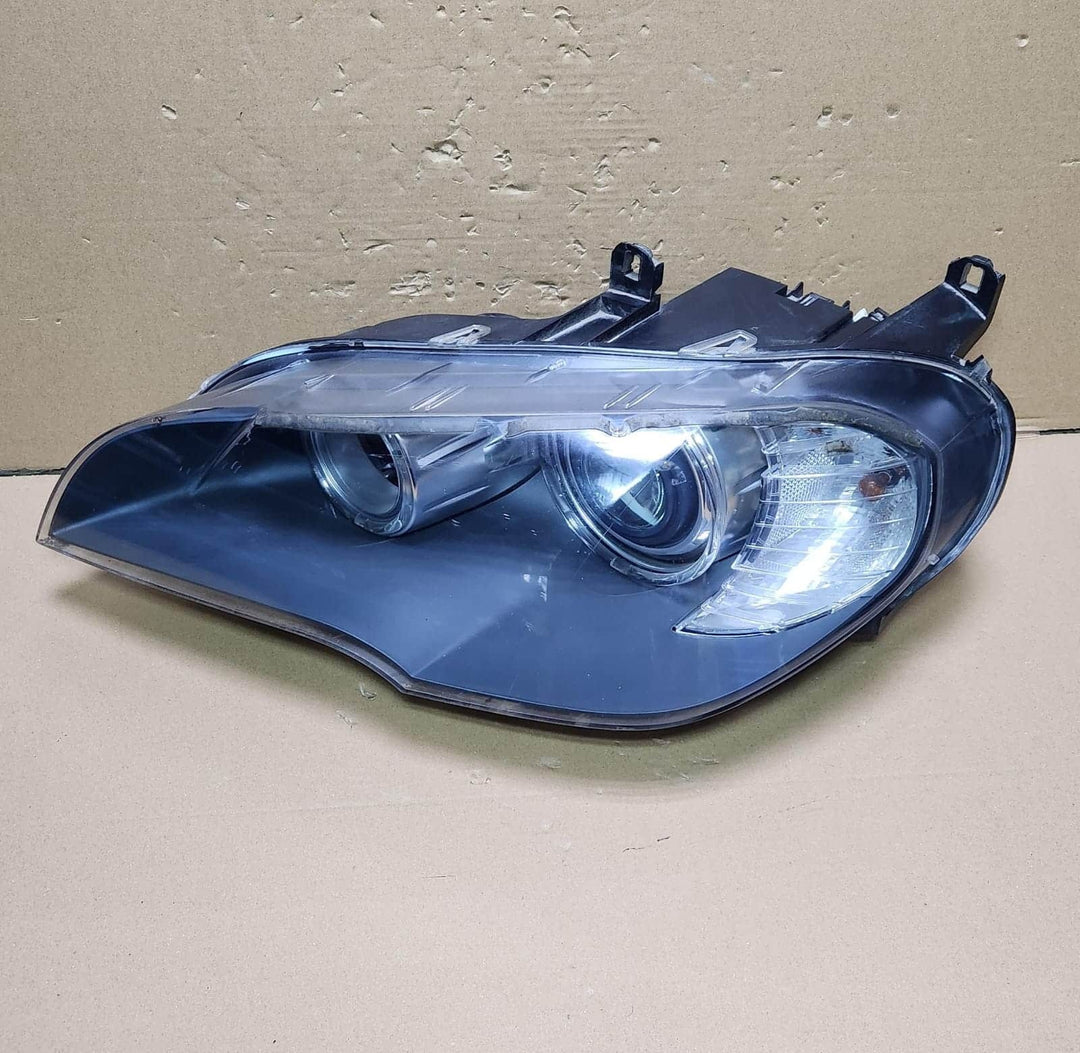 2007-2013 BMW X5 E70 Headlight LHS NONE XENON 7108150 