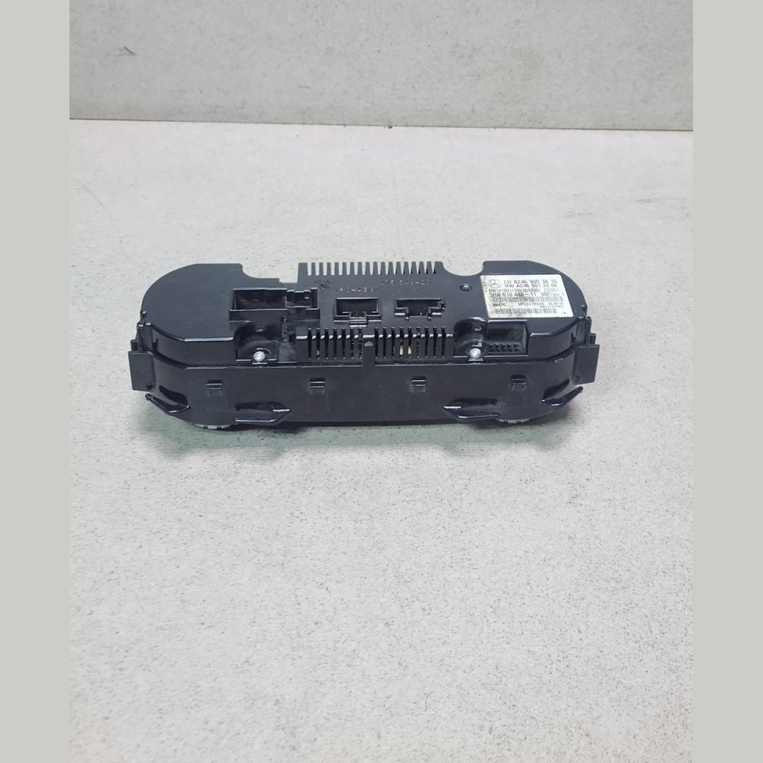 Mercedes-Benz GLA Climate Control Panel A2469003816 A-Class W176 and GLA W156