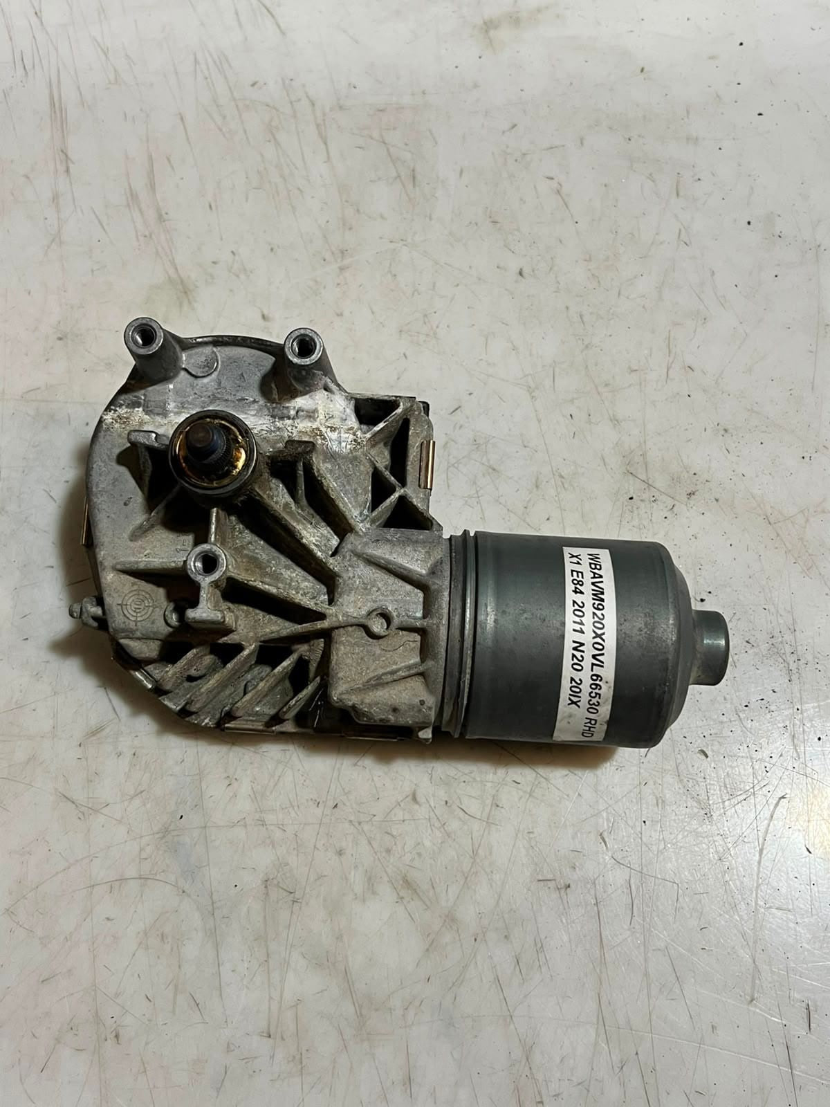 2010-2014 BMW 5 Series F10 and F11 535i Windscreen Front Wiper Motor 7272368