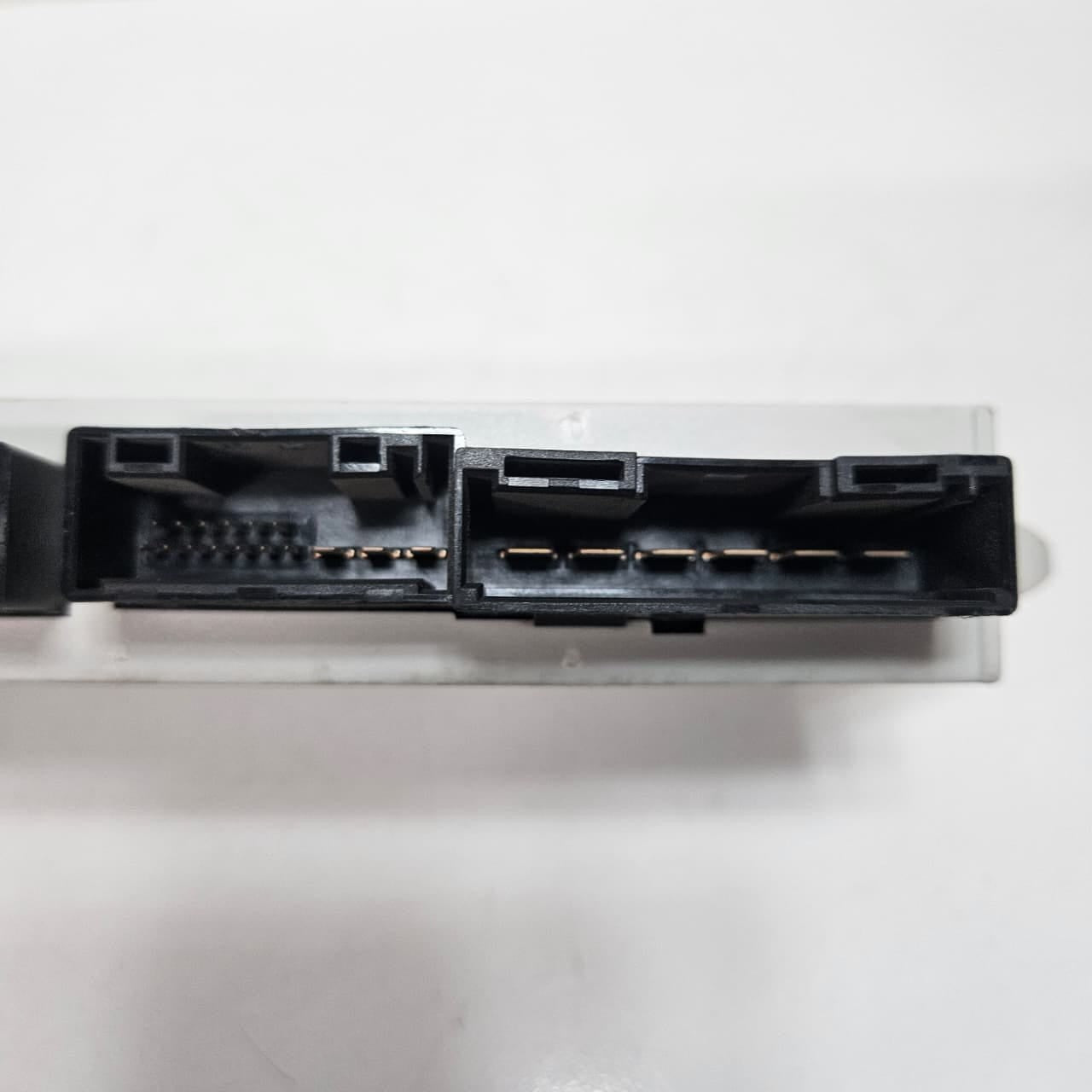 2004 BMW 7 Series E65 E66 E67 745Li Door Control Module 6947122