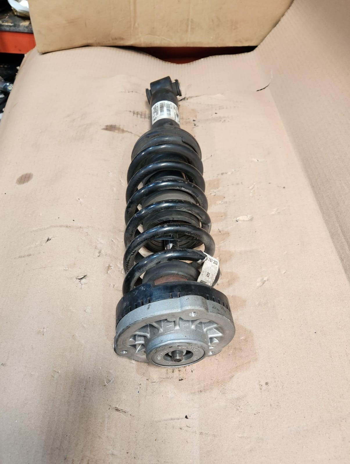 2011-2017 BMW X3 Rear Shock Absorber With Spring Assembly 6796317 X3 X4 