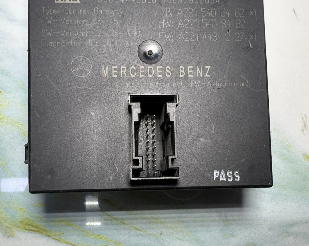 2007-2013 Mercedes-Benz W221 S-Class Gateway Control Module A221 5406462 OEM