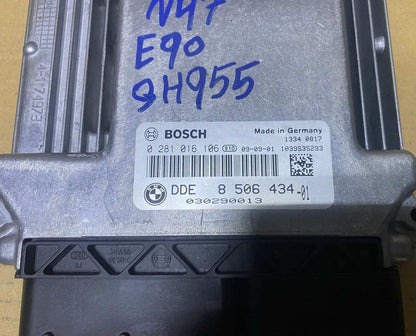 BMW Engine Control Unit 8506434 1 Series E87 and 3 Series E90