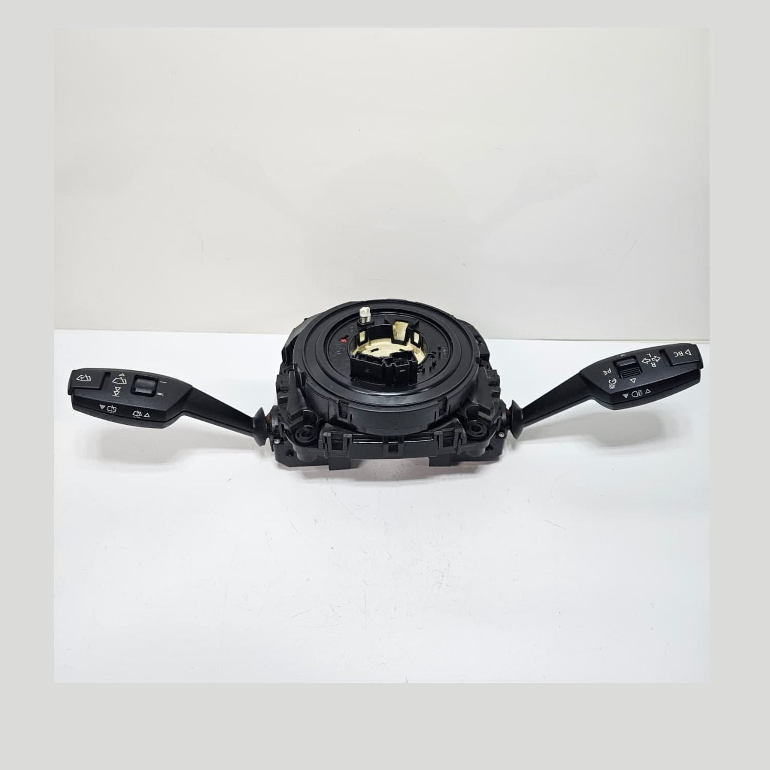 BMW E81 E87 E90 E91 Steering Column Combination Switch 9110877