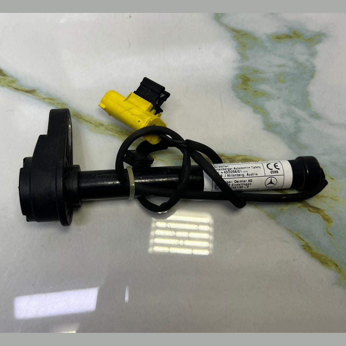 Mercedes-Benz Active Bonnet Actuator A2139062201 E-Class W213 W238, W257