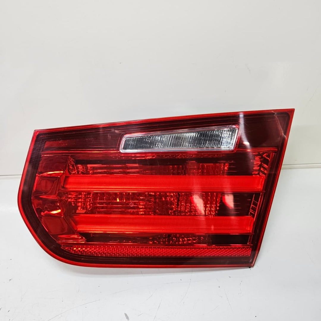 7259916-2012-2015 BMW 3 Series F30 F31 320i Right Rear Inner Taillight OEM