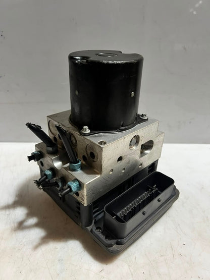 2010-2015 BMW 5 7 Series F01 F02 F07 Gran Turismo 740i ABS Pump 6795069 OEM