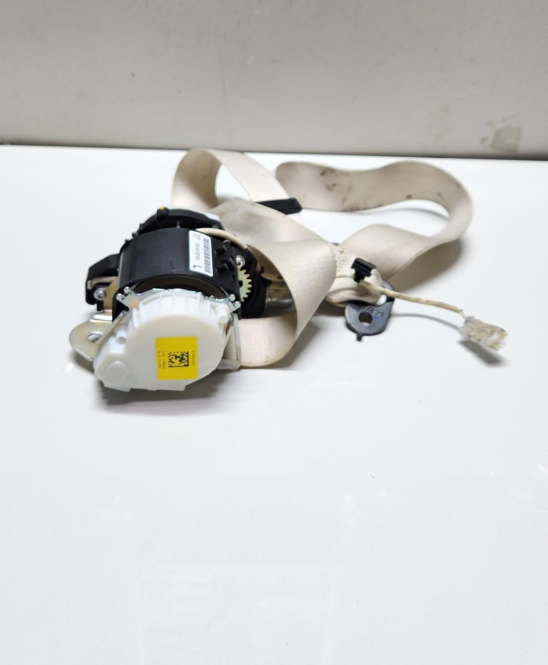 2012 BMW 650i Seat Belt Front Left Upper 7314137 F12 and F13 6 Series OEM