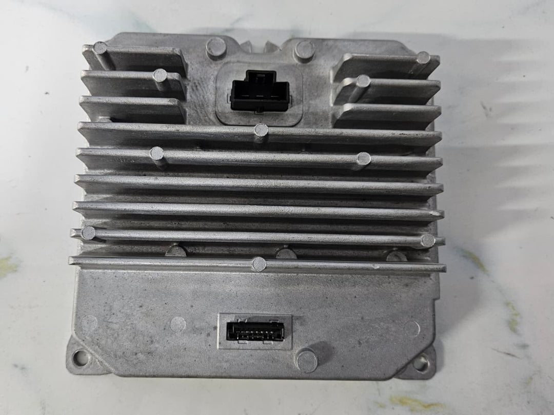 OEM BMW M550Xi 530i 540i G30 ECU VOLTAGE POWER CONTROL MODULE PCU 500 5A05A03