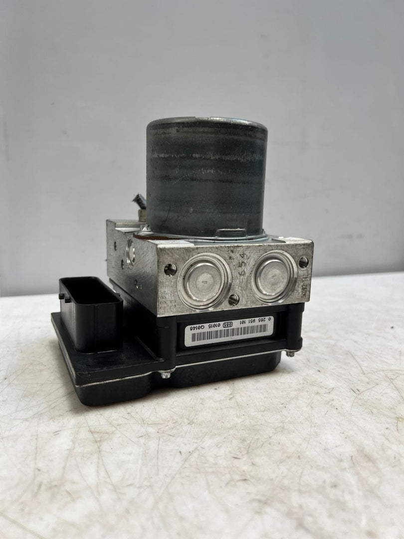 2010-2015 BMW X1 E84 3' E90 E91 Abs HYDRAULIC BLOCK DSC Pump 6798989 OEM