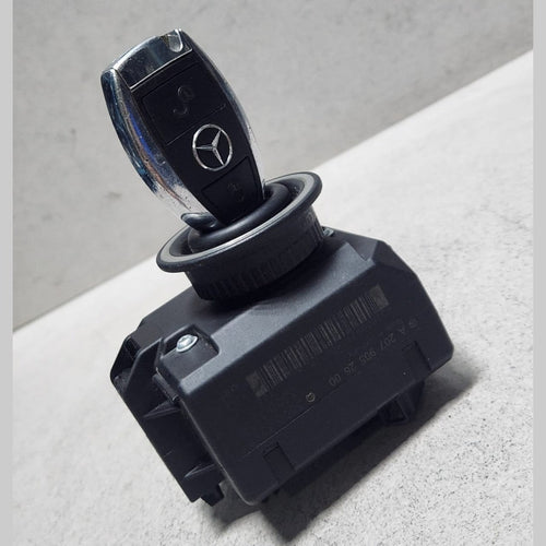 2008-2014 Mercedes-Benz C300 Ignition Switch Module Lock A2079052600