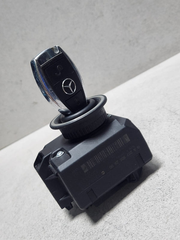 2008-2014 Mercedes-Benz C300 Ignition Switch Module Lock A2079052600