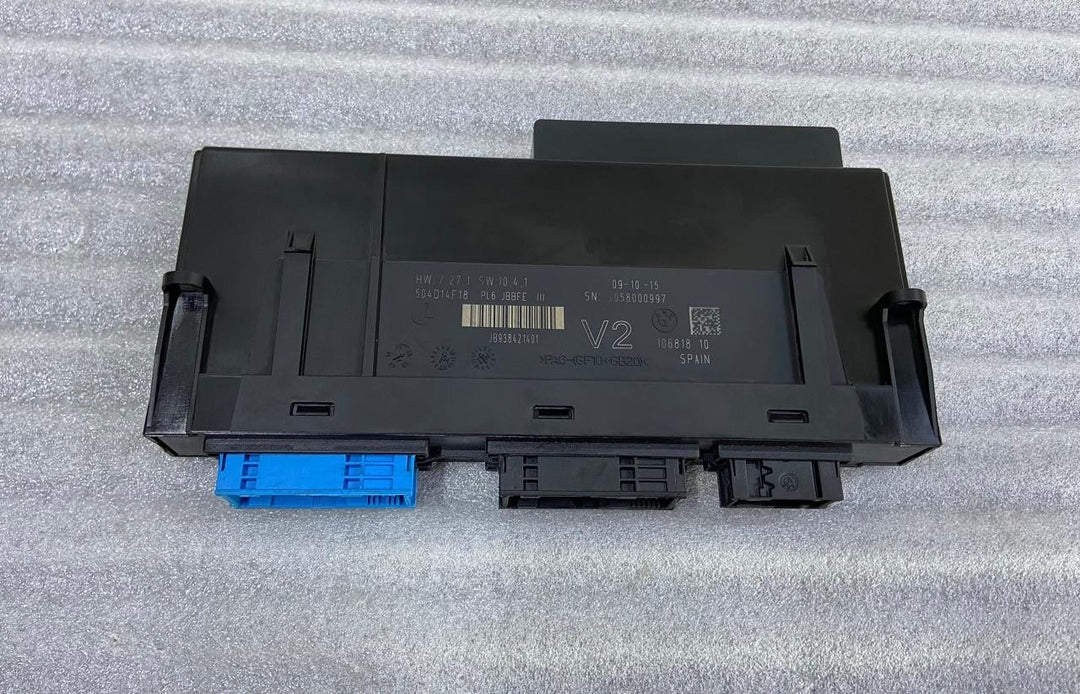 OEM BMW 5 SERIES F10 COMFORT MODULE JUNCTION BOX V2 UNIT 504D14F21