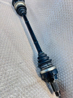 Bild in die Galerieansicht laden, BMW F20 F30 2013 Driveshaft Rear Left 118i LHS - 7628251