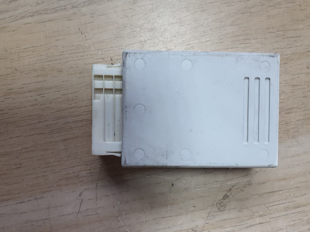 2003-2010 BMW E60 E63 E70 E90 E92 Tire Pressure Control Module RDC 6778387