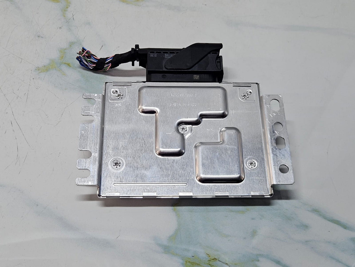 OEM BMW XM G09 Dynamic Suspension Control Module 8868472 CVC MID0 Continental