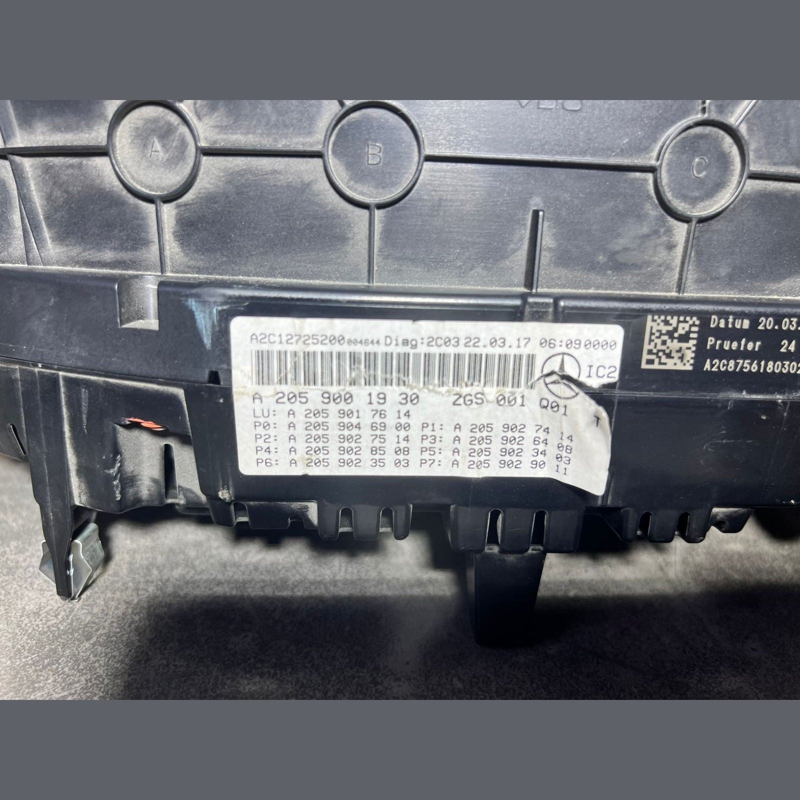 14-20 Mercedes-Benz W205 C-Class Instrument Cluster Speedometer A205 9001930 OEM