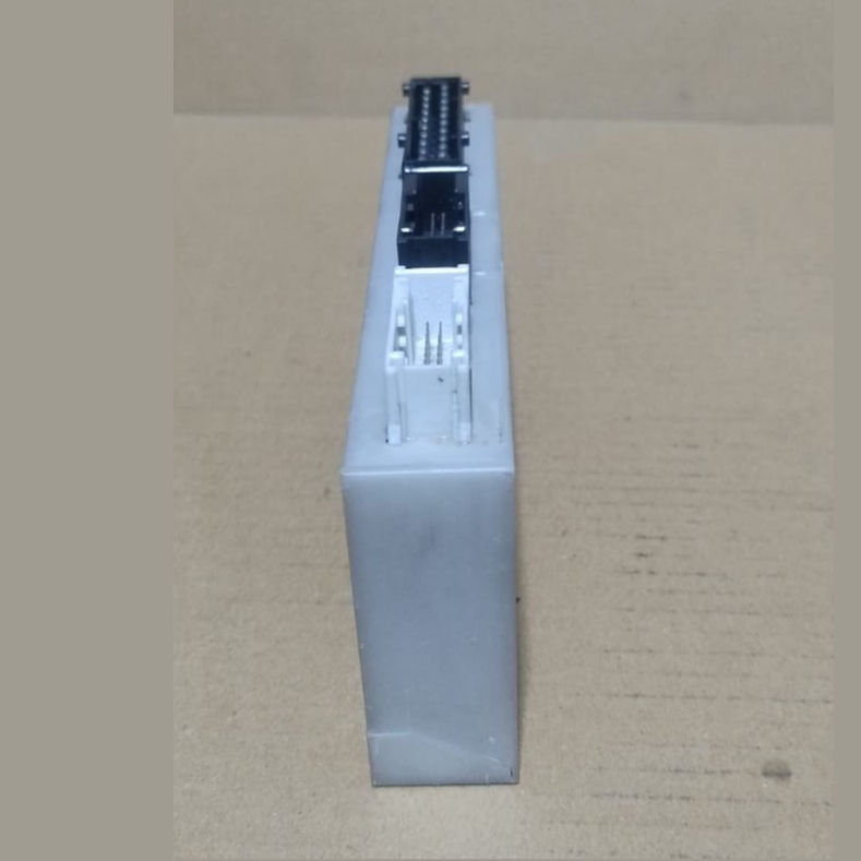 BMW X5 E53 D SPORT GM3 E53 W/SCA 12V BODY CONTROL ECU UNIT 61.35-6 946 947