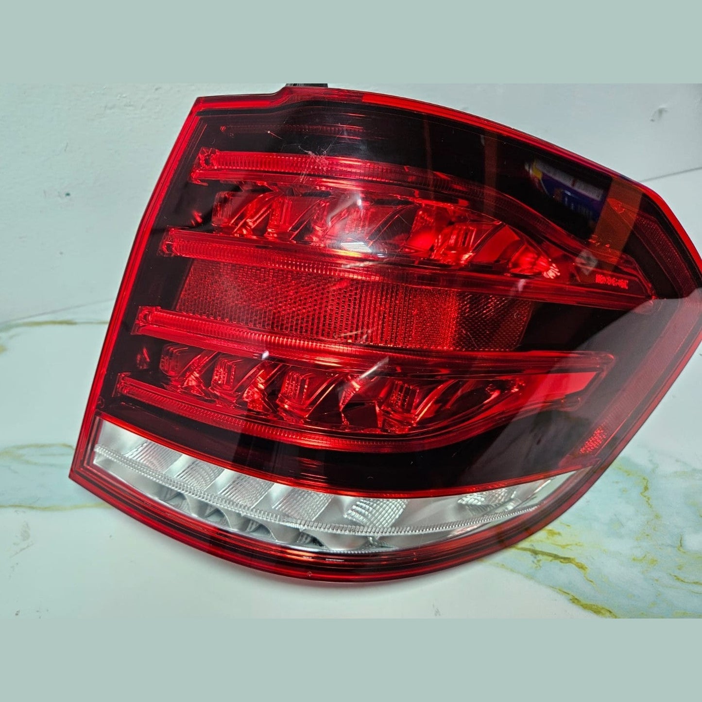 Mercedes W212 E-Class Rear Right Side Tail Light Brake Stop Lamp A212 9061803