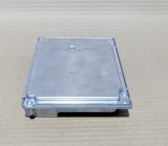 BMW E60 E61 E63 E64 E65 E66 5 6 7 series 5.0i N62 ENGINE DME CONTROL ECU 7549700