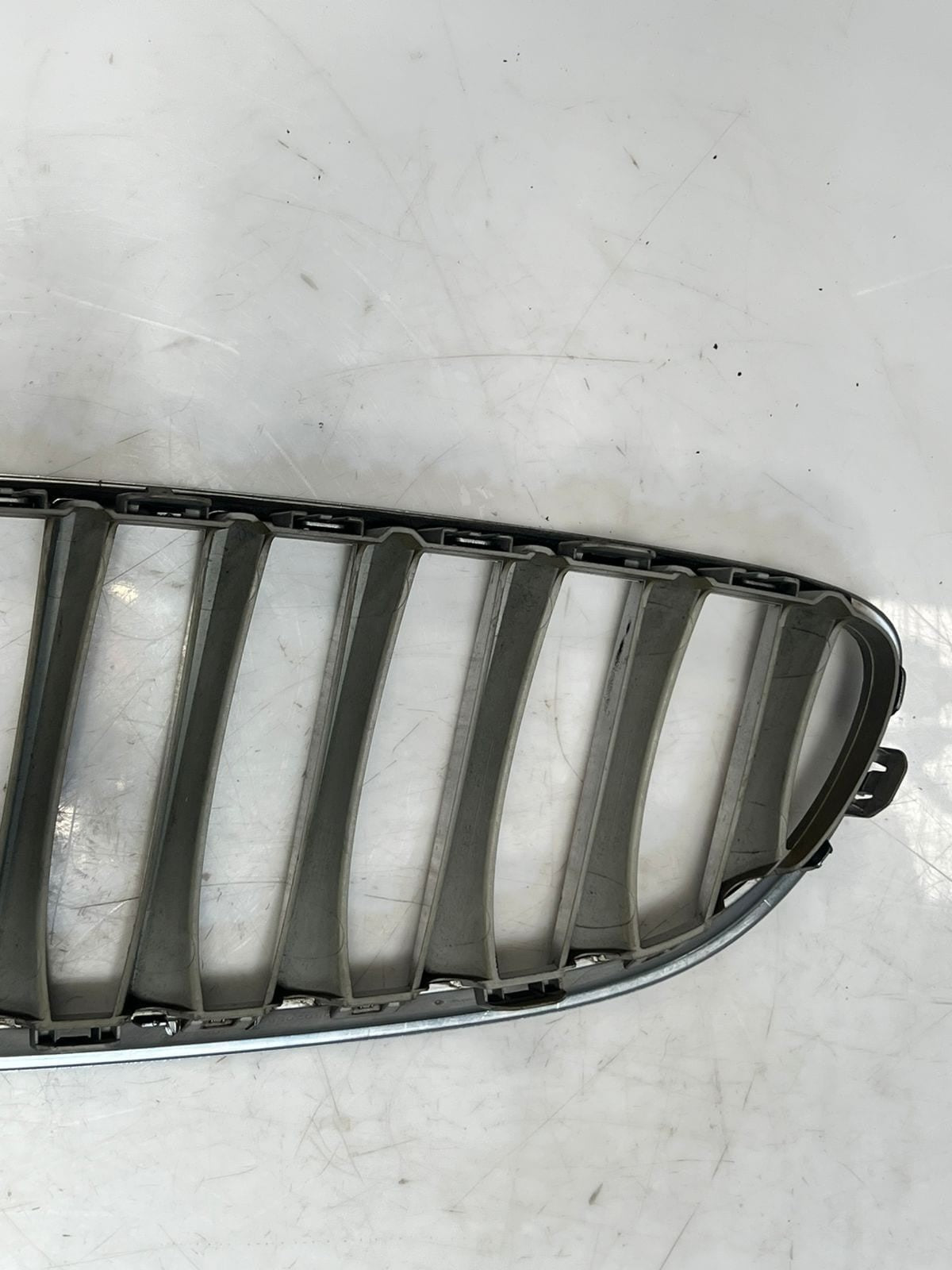 2010-2015 BMW X1 X3 7 5 Series F01 F10 F11 F48 Bumper Grille 10627110 OEM