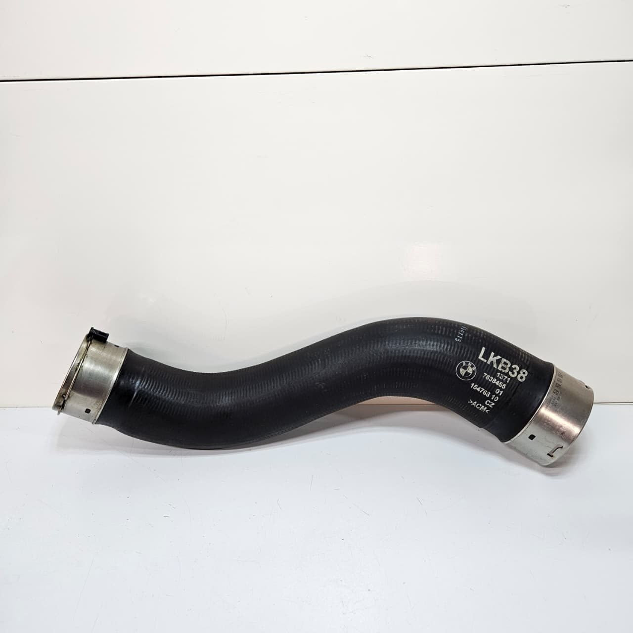 OEM BMW F20, F21, F22, F30, F31 Intercooler Hose B38 7638455