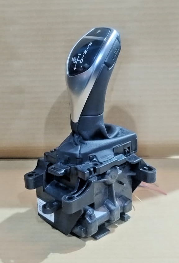 BMW 1 2 3 4 SERIES F20 F22 F30 F32 F36 GEAR SHIFTER SELECTOR AUTOMATIC - 9296899