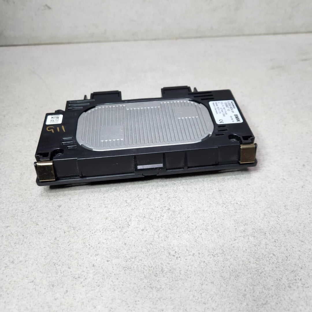 BMW 740d Wireless Charging Device 6832604 7 Series G11 G12 