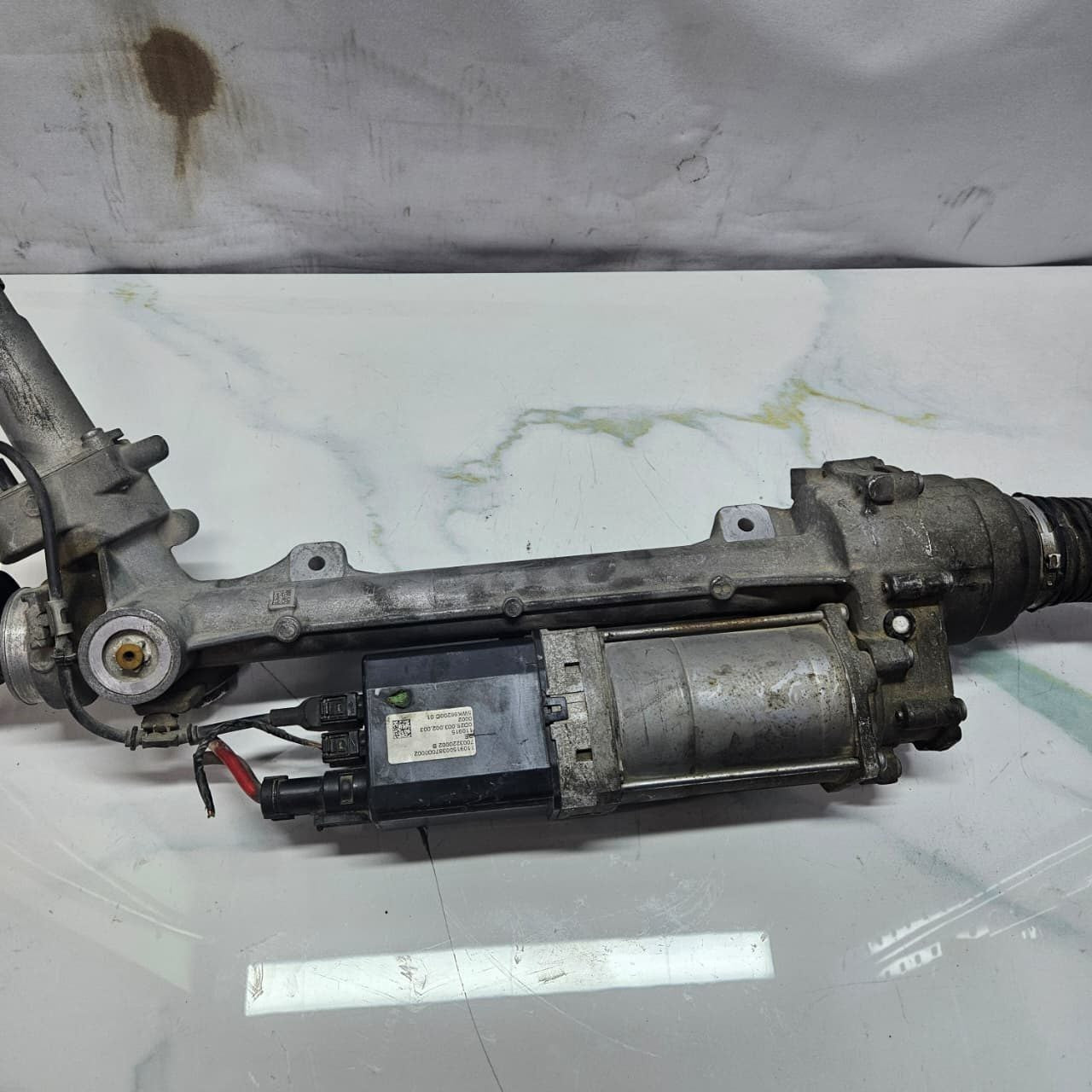 OEM BMW F20, F21, F22, F30 Power Steering Rack RHD 6854982 OEM