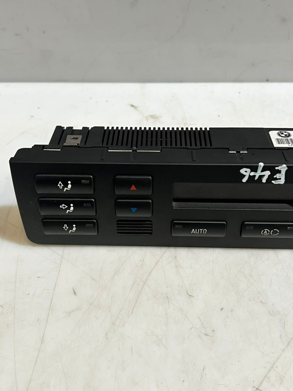 2001-2006 BMW 325i  E46 3 Series 325i, 328i, 330I Climate Control Unit 6941732