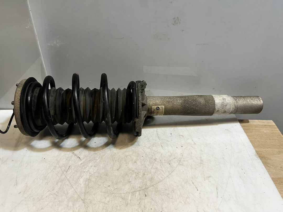 BMW 7 Series E65 E66 Front Axle Right O/S Spring Strut Shock Absorber 6758882
