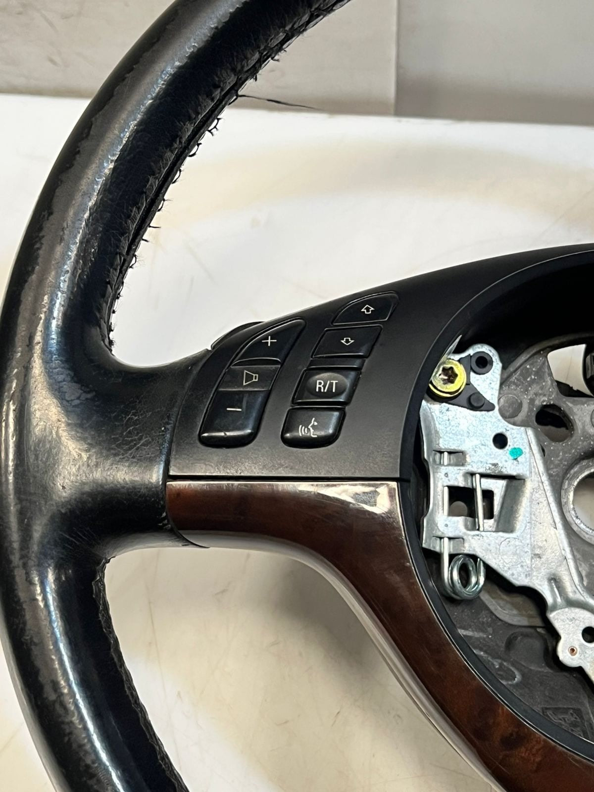 2002 BMW X5 X3 E53 Steering Wheel Multifunction Controls LEATHER 6760581 OEM