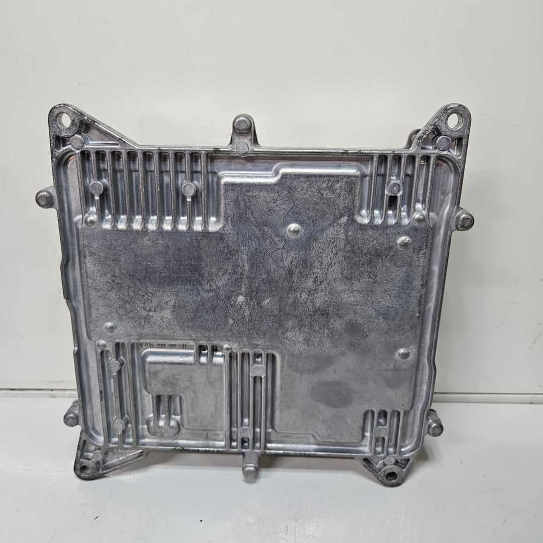 8606777-2013 BMW F10 F11 F25 F30 N20 Engine Control Unit 
