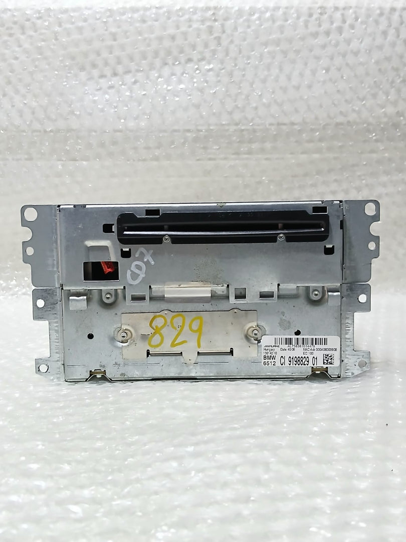 BMW OEM GENUINE E90 E91 CD HEAD UNIT - 9198829