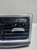 Load image into Gallery viewer, 2017 BMW 740i Rear Air Vent Grille 9301745 7 Series G11 G12