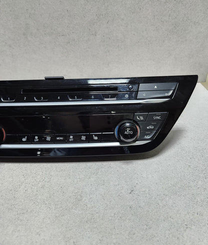 2017-2020 BMW 530i Climate Control Switch 6834441 5 Series G30 G31