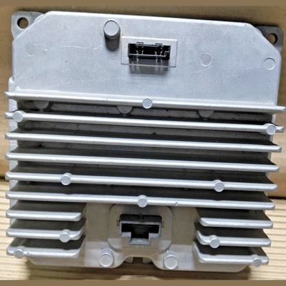 Converter PCU 500 power control unit BMW  X3 X5 G05 G11 G30 9330190 8ES011019