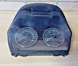 BMW F20 F30 F31 Instrument Cluster Speedometer RHD OEM 9232892