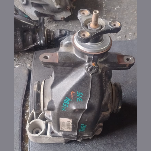 BMW F30 F31 F32 F33 F34 REAR DIFFERENTIAL CARRIER  (3.15 RATIO) P/N 7612164