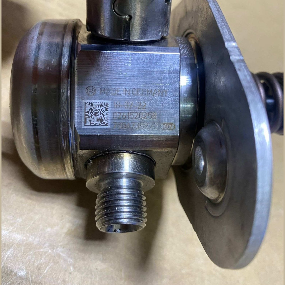 2017-2019 BMW 330i xDrive High Pressure Fuel Pump 7642466 B38, B46, B58 engines 