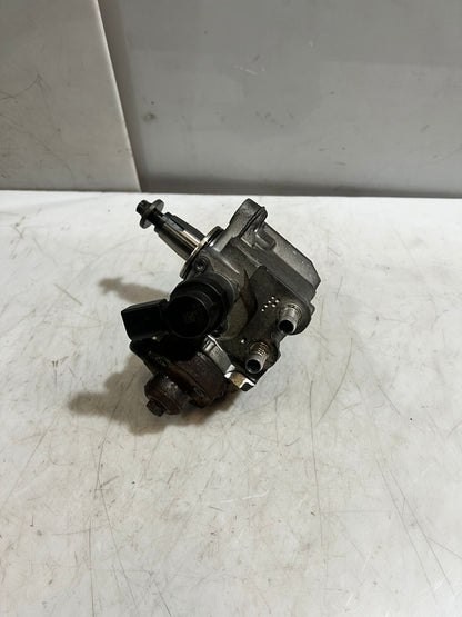 BMW  F10 F20 F21 F30 N47S1 High Pressure Fuel Injection Pump 7823456 0445010528